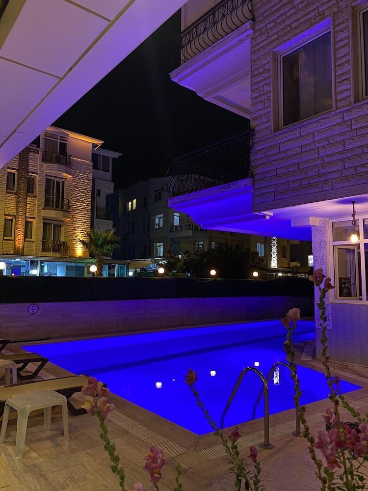 Akcahan Apart Hotel Antalya Exterior photo